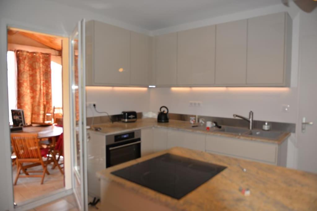 Petit Paradis . Pujaut Exterior foto