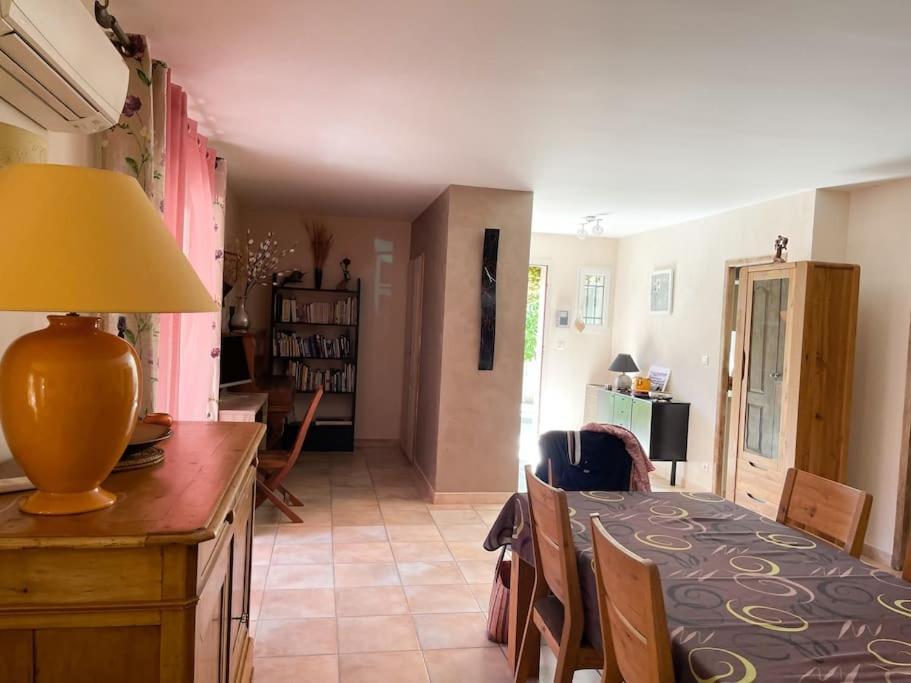 Petit Paradis . Pujaut Exterior foto